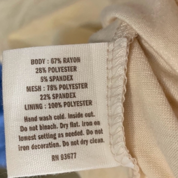 Decree sz med Cream Colored Sequin Tank - Picture 5 of 5